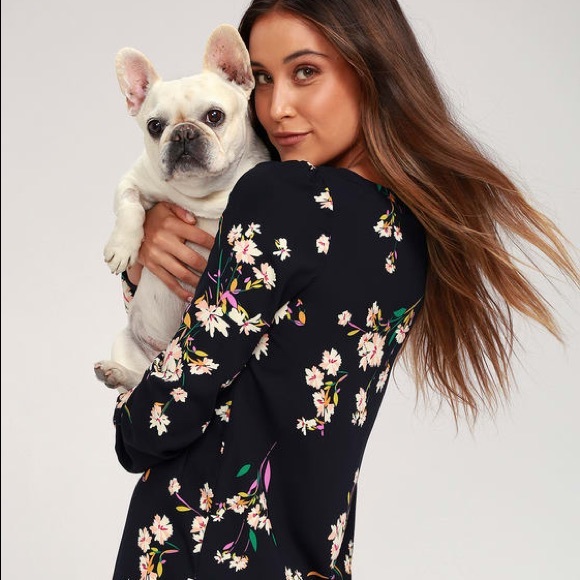 Lulus Dresses & Skirts - LULUS Herbaceous Navy Floral Shift Dress